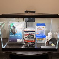 30 Gallon Fish Tank Kit w/ Filter and LEDs