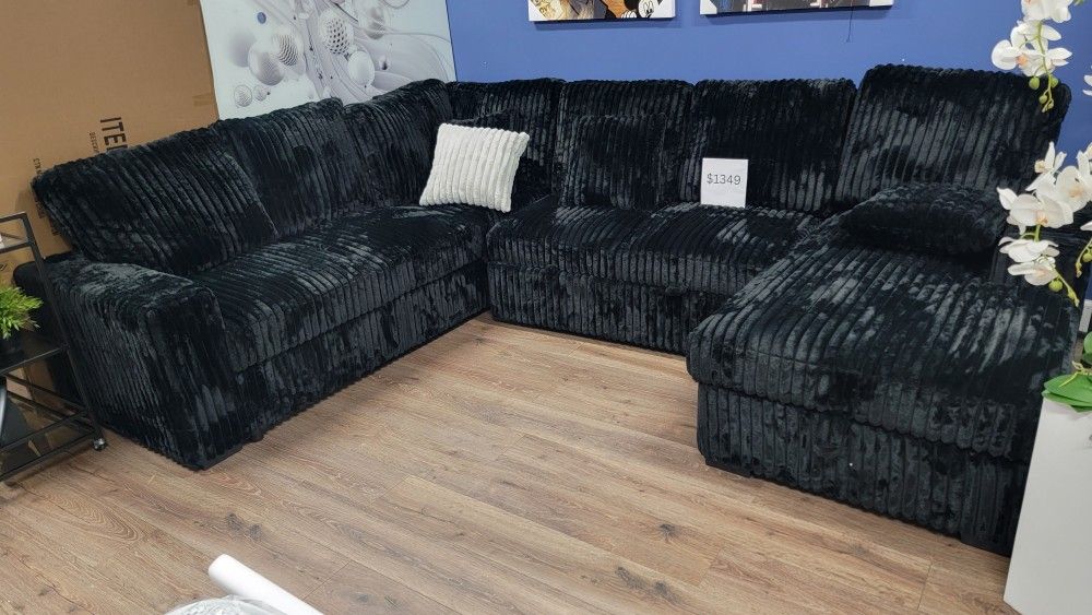 Sleeper Sectional Sofa 125x97 Pull Out Bed And Storage