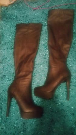 black leather boots size 7
