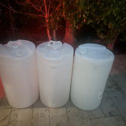 15 Gal Empty Plastic Barrels 