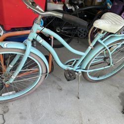 🎁🎁Hermosa Bisicleta Para Mujer 👩 24 Buenas Condiciones 