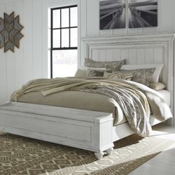 Kanwyn Whitewash Queen Panel Storage Bed

