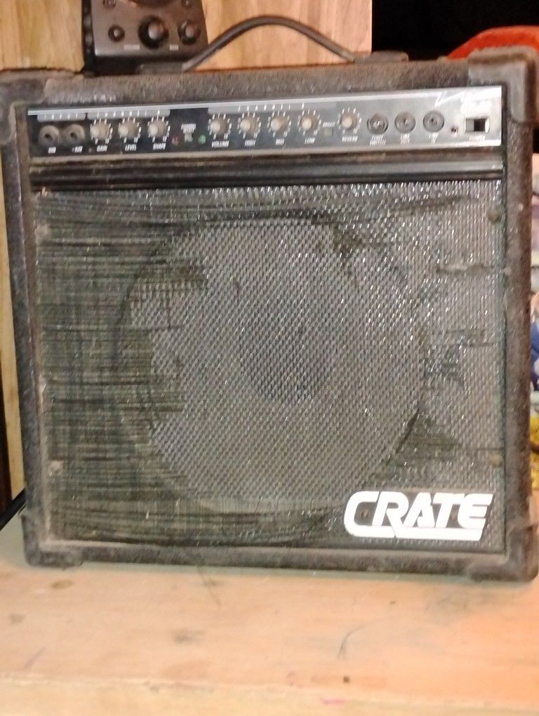 CRATE GUITAR AMP $100 OBO