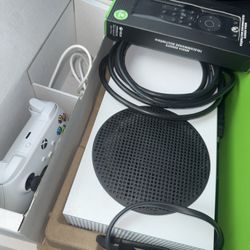 Xbox Series s With media Remote 