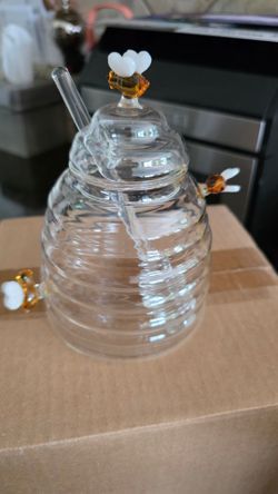 Honey bee jar glass