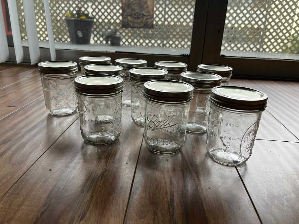 Wide mouth mason jar