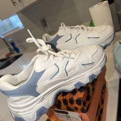 Tennis Shoes