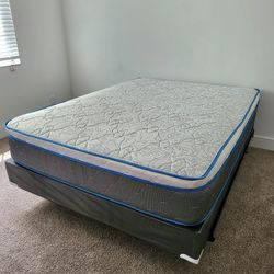 NEW QUEEN-SIZE PILLOW TOP MATTRESS AND BOX SPRING