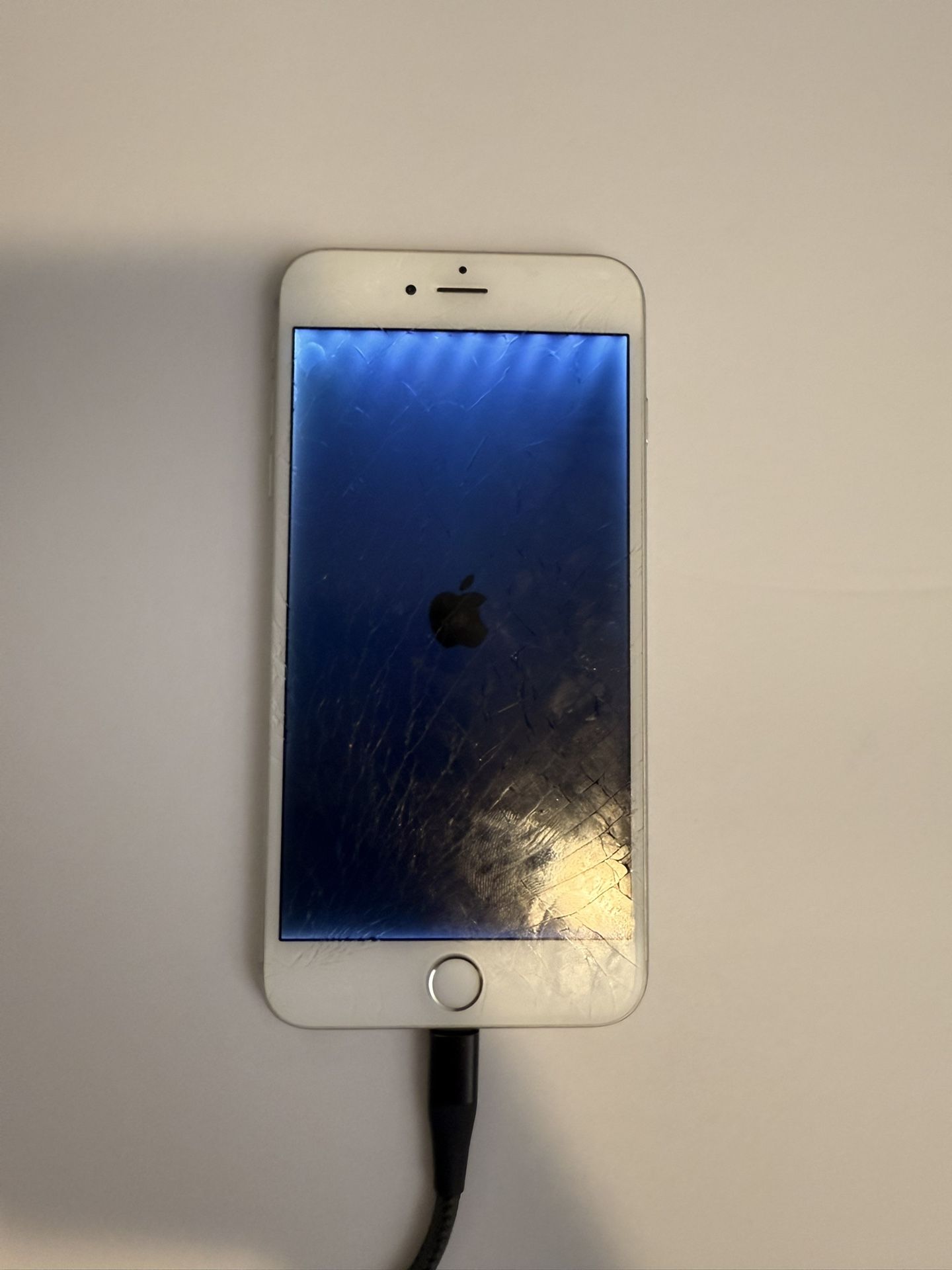 iPhone 6 (Cracked Screen) – For Parts or Repair
