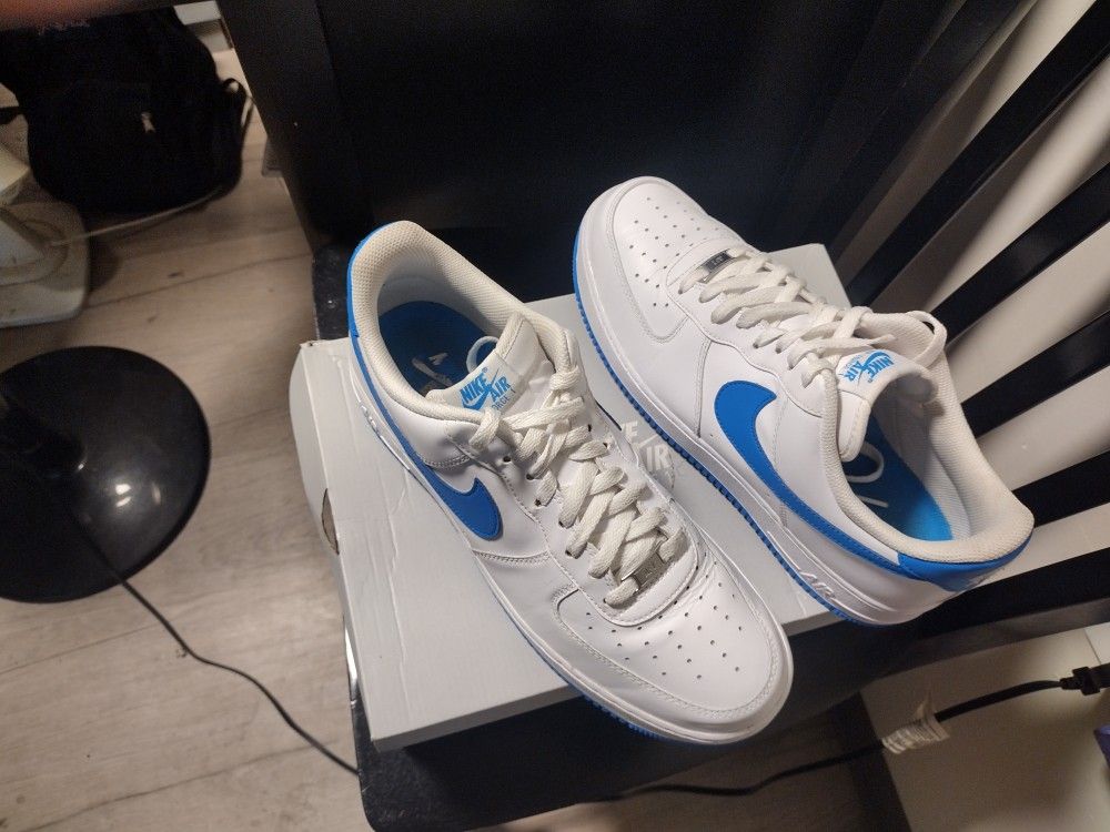 Nike Air Force 01