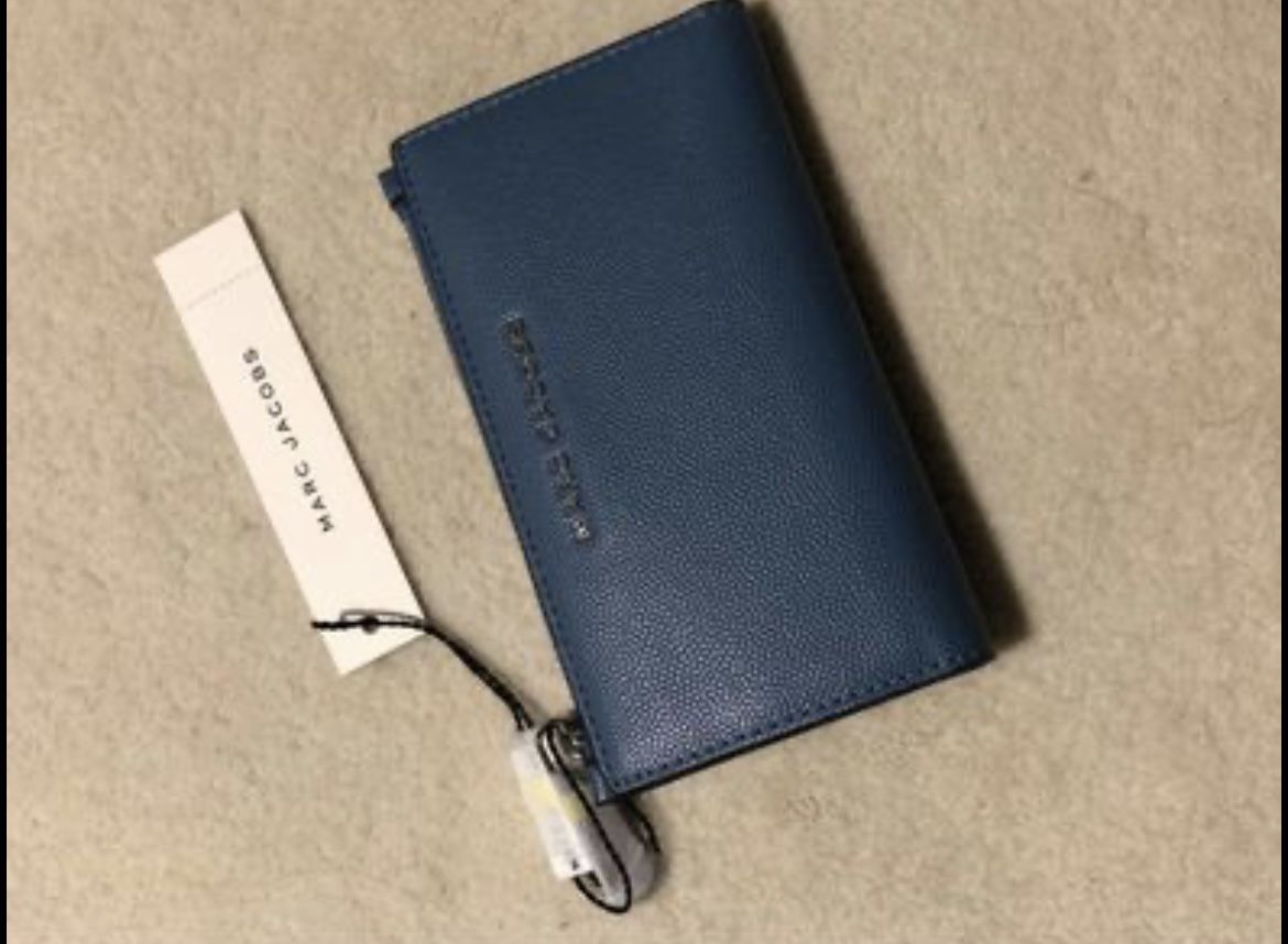 BRAND NEW Marc Jacobs Wallet