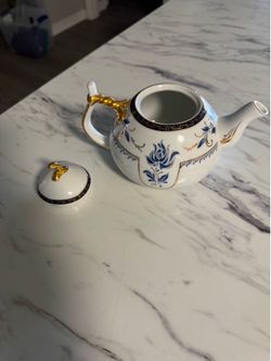 Teapot