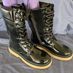 DREAM PAIRS Womens Platform Combat Boots, Chunky Lug Sole Lace Up Size 9.5  NEW IN BOX