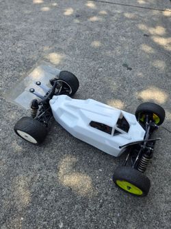 RC Car Tekno Eb410