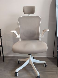 Moving Sale – Comfortable Adjustable Office Chair at $65
