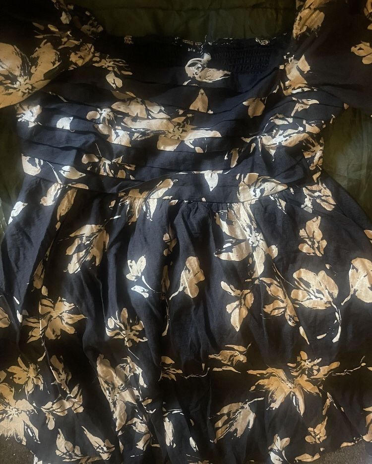 Woman’s Dress