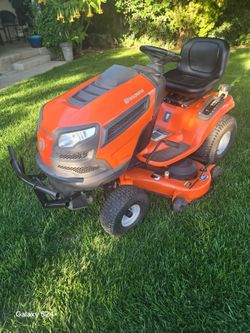 Riding lawn mower