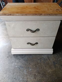 Dresser/Night Stand