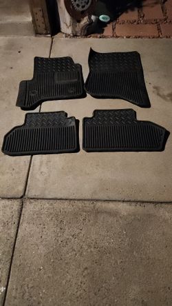 2020 & above Chevrolet suburban Floor mats