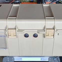 Pelican 1740 Protector Long Case