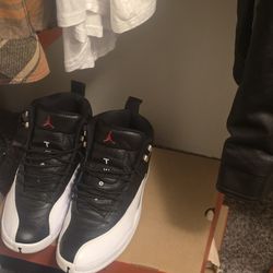 Jordan 12 "Playoff"