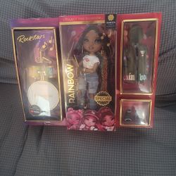 Vanessa Tempo Rainbow High Doll Special Edition