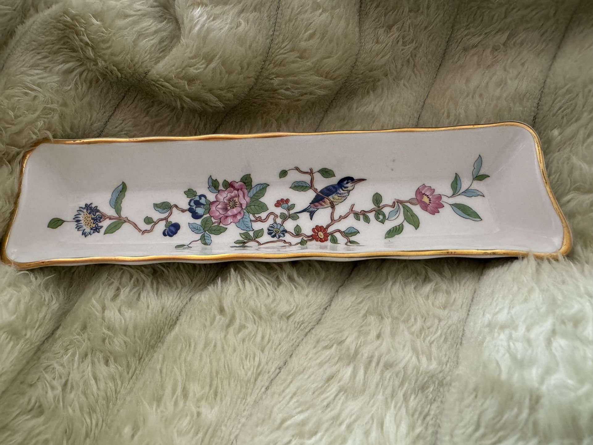 Gorgeous Ainsley Pembroke (Gold Trim) Reproduction Mint Tray, discontinued