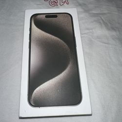 New Sealed Apple iPhone 15 Pro Natural 256gb Unlocked For Any Carrier I Can Meet You 