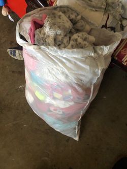 Baby clothes $40 for whole bag 8-24 months