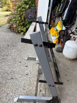 Dumbbell holder
