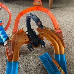 Monster Trucks Track