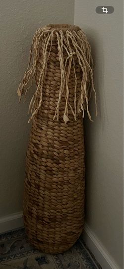 Woven seagrass, large floor vase