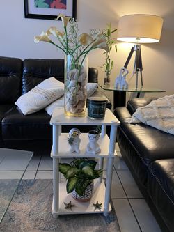 NUEVO! Mesita Blanca. En Su Caja