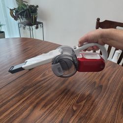 Black And Decker Mini Vacuum New $20