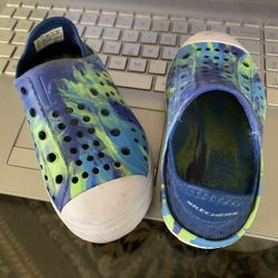 Sketchers $3.00.   Chino, Ca