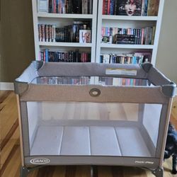 Pack N Play 