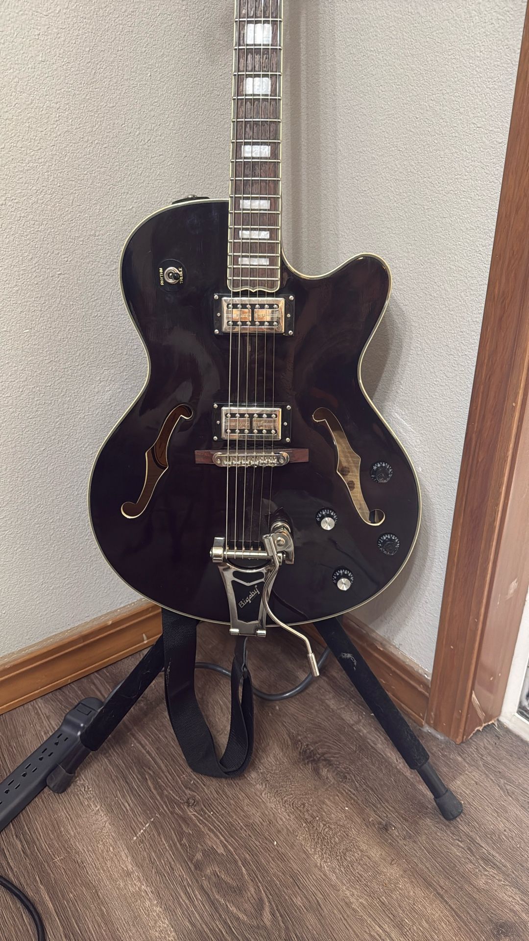 Epiphone Limited Edition Hollow Body Electric Guitar