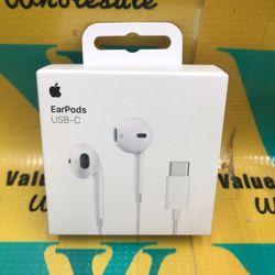 iPhone 15 type c wired EarPods