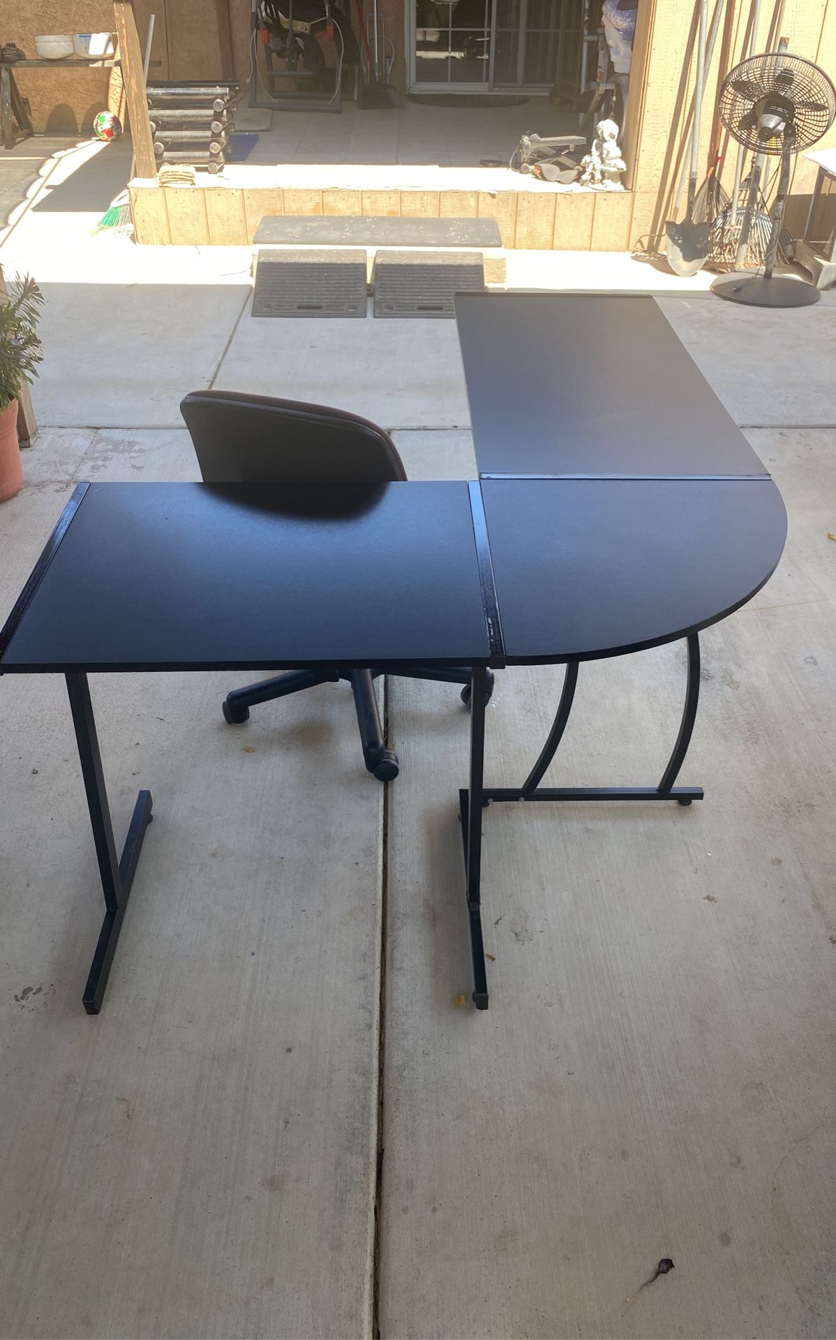 Corner Desk Black