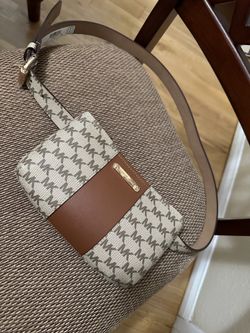 Michael Kors Belt Fanny Pack Size L/XL Brown Tan