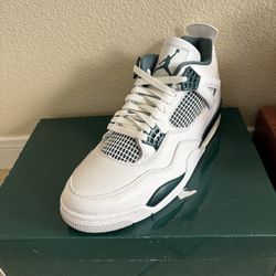 Retro 4 Oxidized Green 