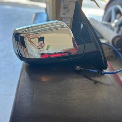 Right hand side mirror for 2016 Denali 