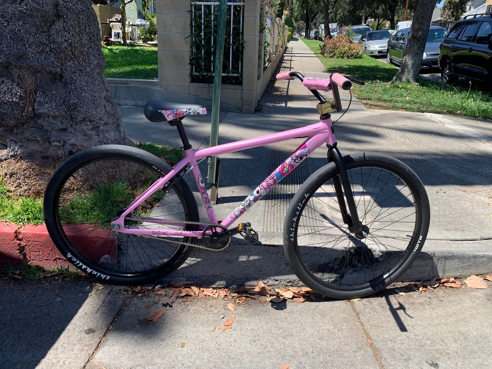 Throne Goon Chad D 29” Pink