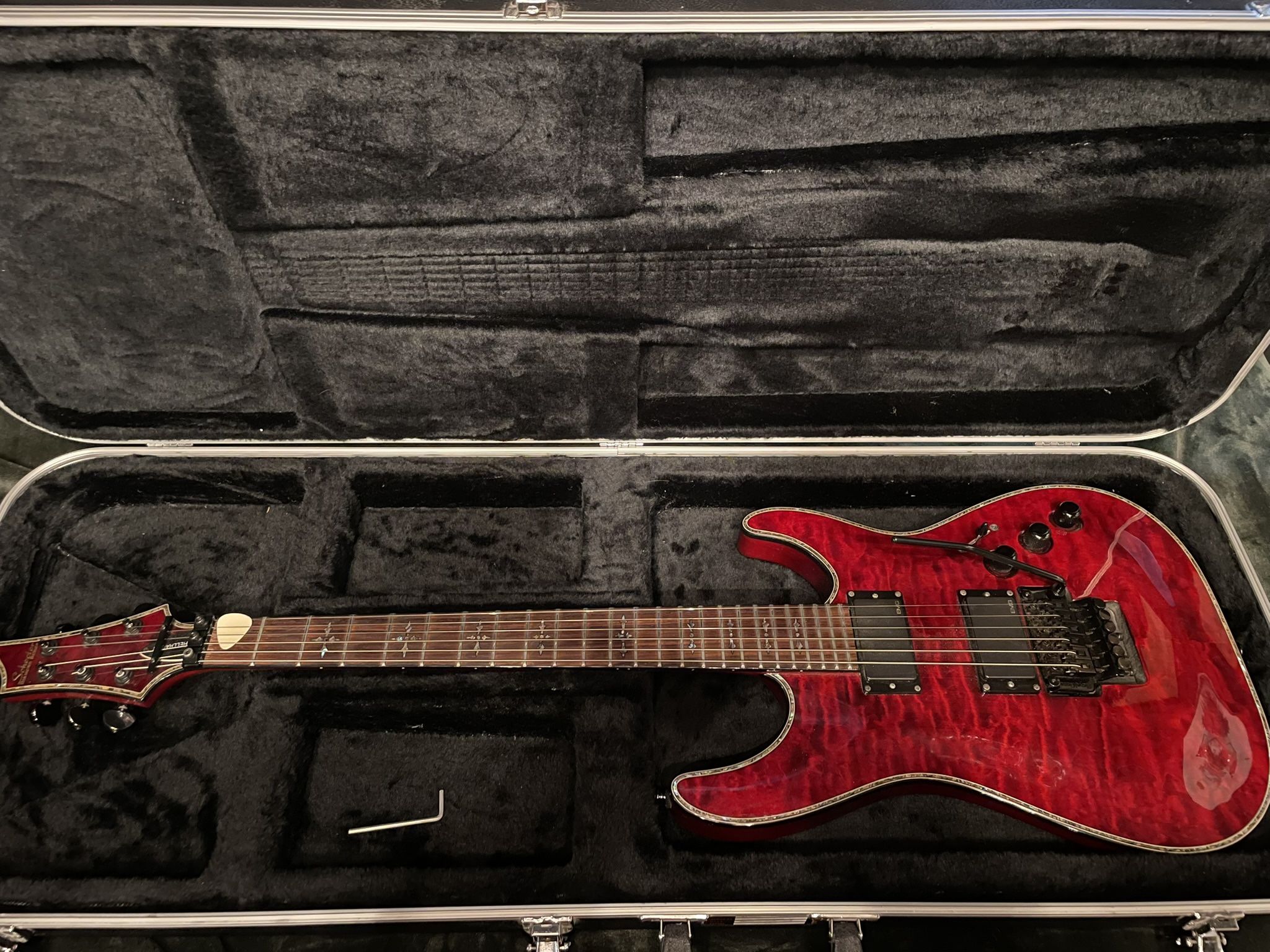 Schecter Hellraiser