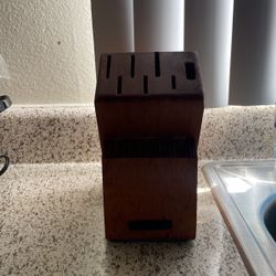 Knife Storage