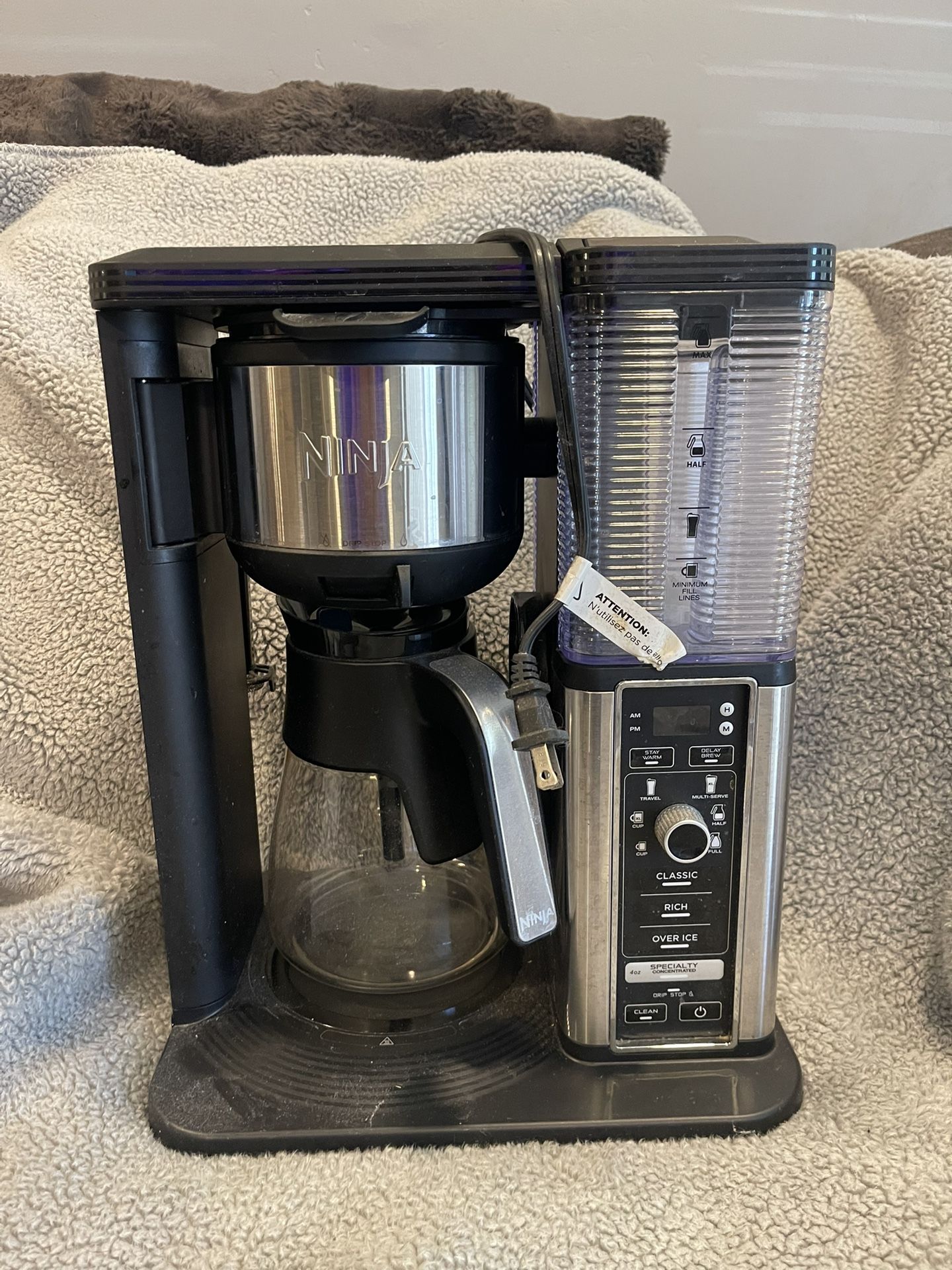 Ninja Hot & Cold Coffee Maker - black