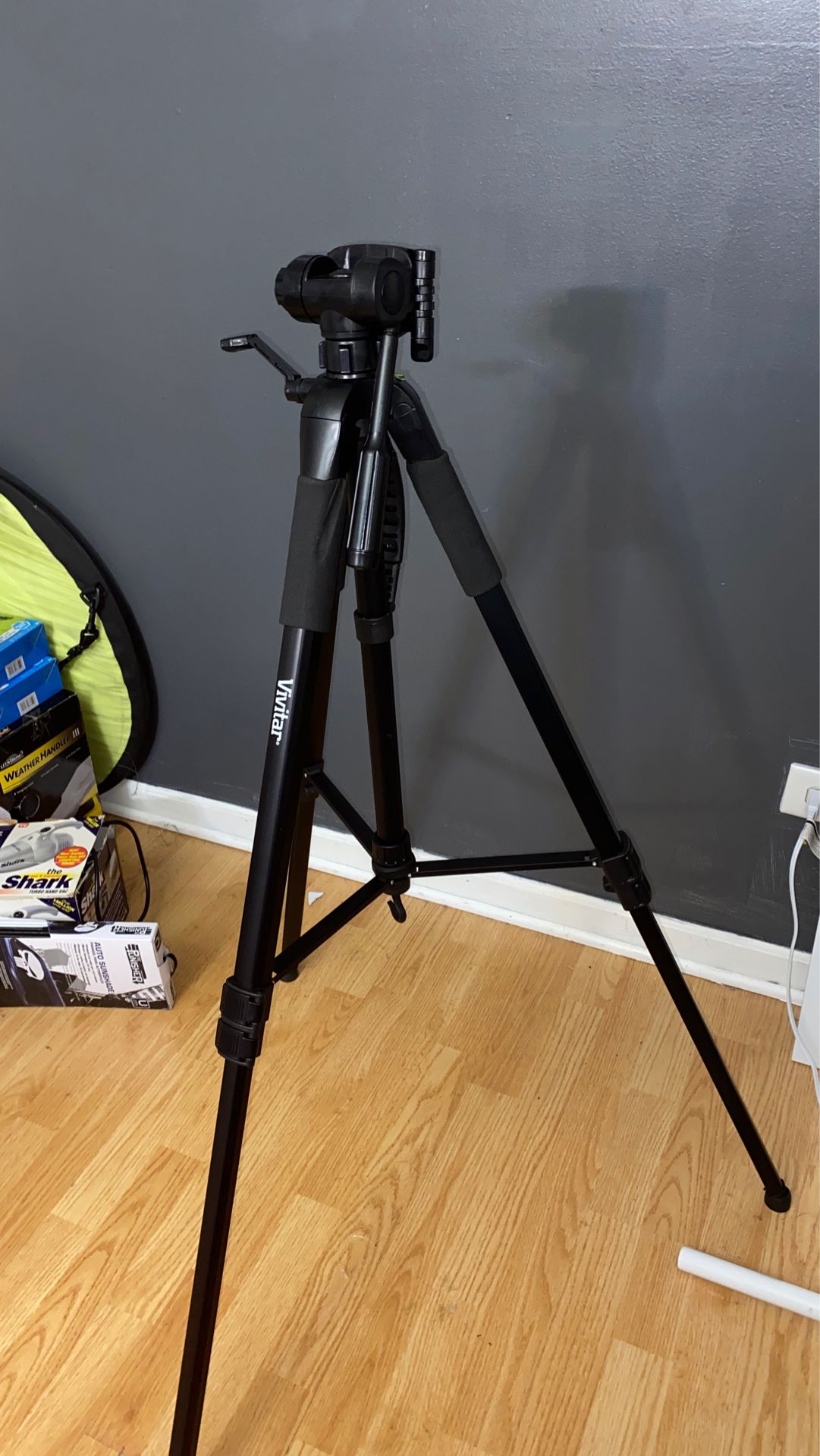 Vivitar Photo Video Tripod
