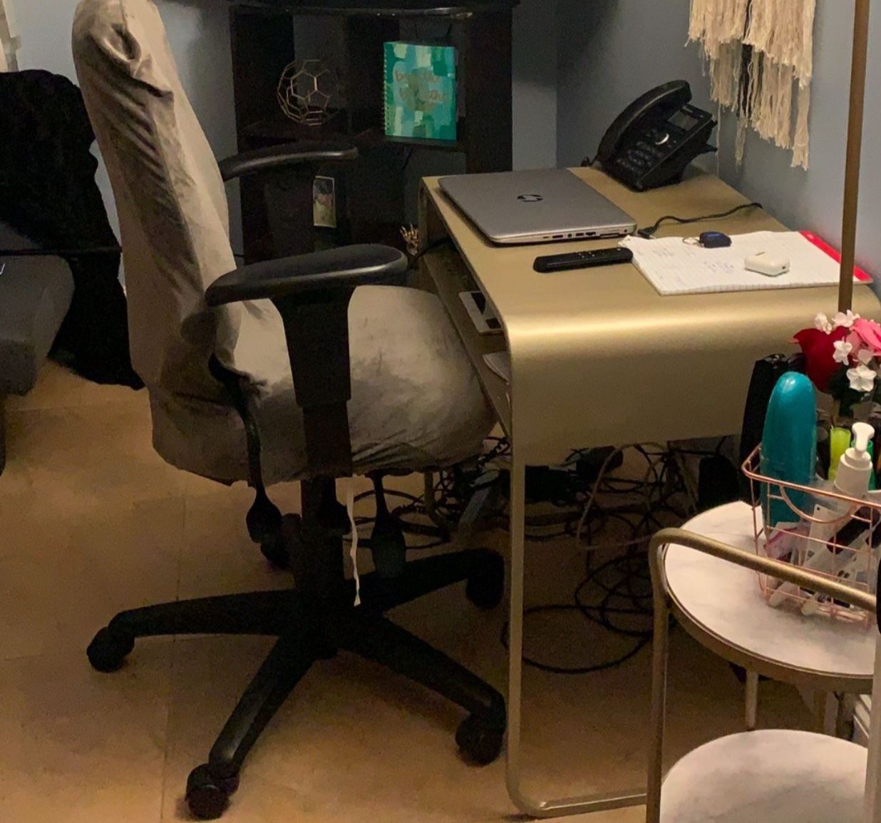 Desk & chair