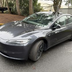 2025 Tesla Model 3 Highland 