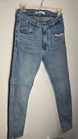 ZARA Men’s Light Wash Jeans Size 31 Asymmetrical Waist